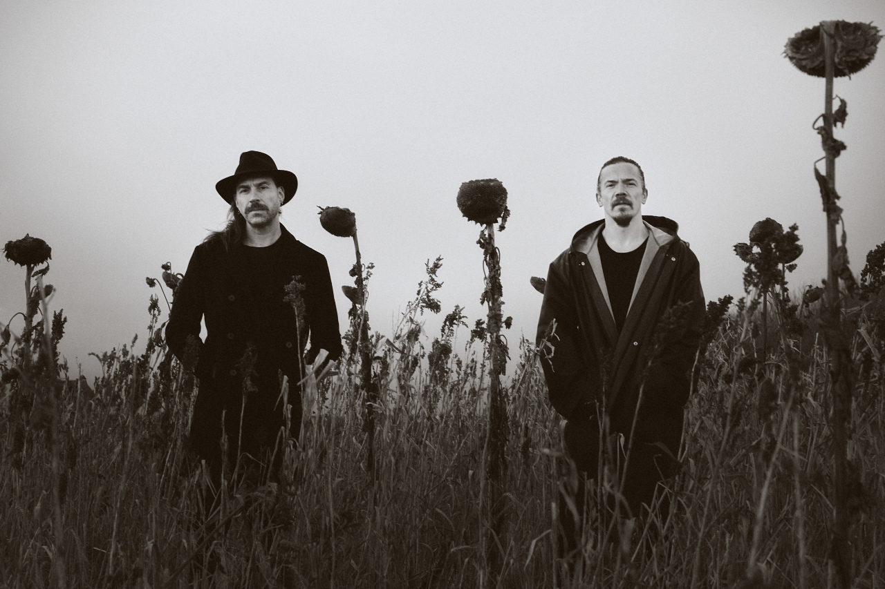 LiminalSky Band R